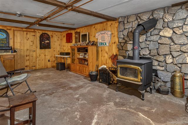 11 Fairway Drive, Highland Lake, NY 12743