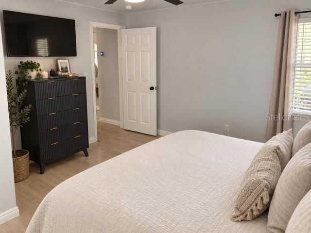 11710 NORTH DRIVE, Tampa, FL 33617