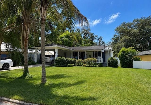 11710 NORTH DRIVE, Tampa, FL 33617