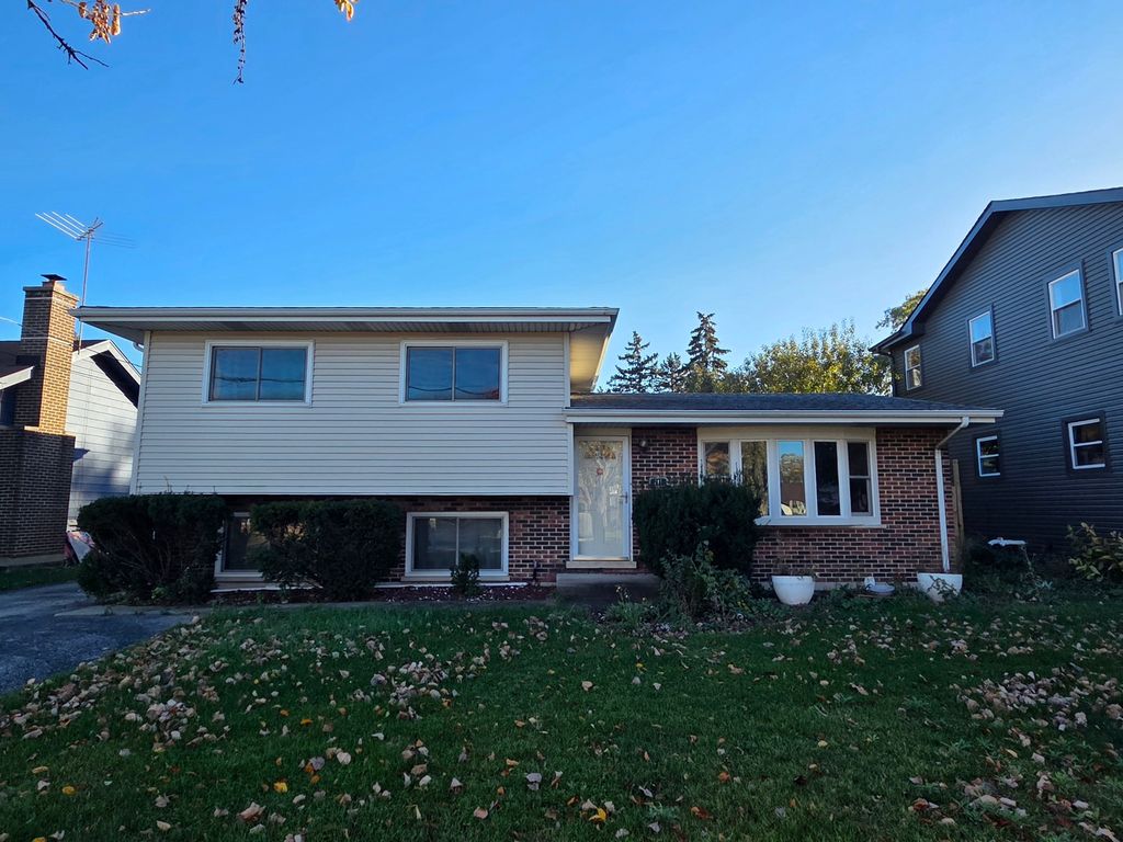 311 George Street, Bensenville, IL 60106