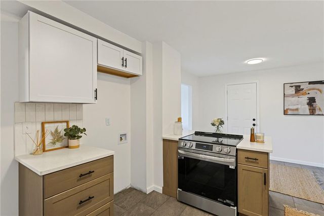 3029 S 9th Place, Kansas City, KS 66103