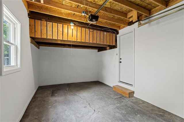 3029 S 9th Place, Kansas City, KS 66103