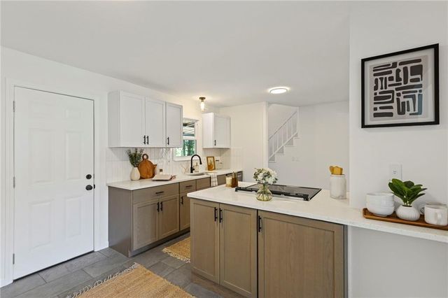 3029 S 9th Place, Kansas City, KS 66103