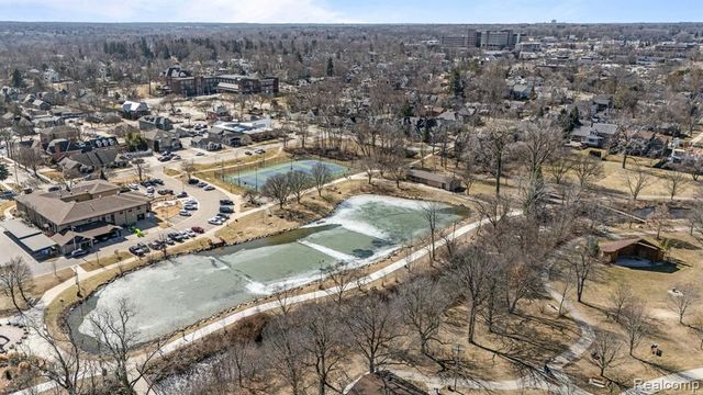 446 6th Street, Rochester, MI 48307