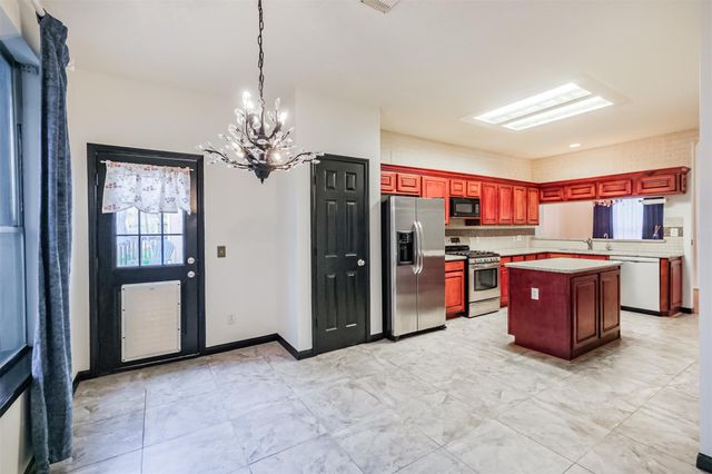 18422 Cobblestone Drive, Cypress, TX 77429