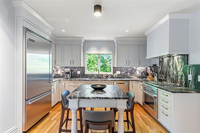 10 Pine Road, Sharon, MA 02067