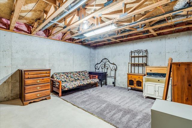 9706 W GREENSPOINT ST., Wichita, KS 67205