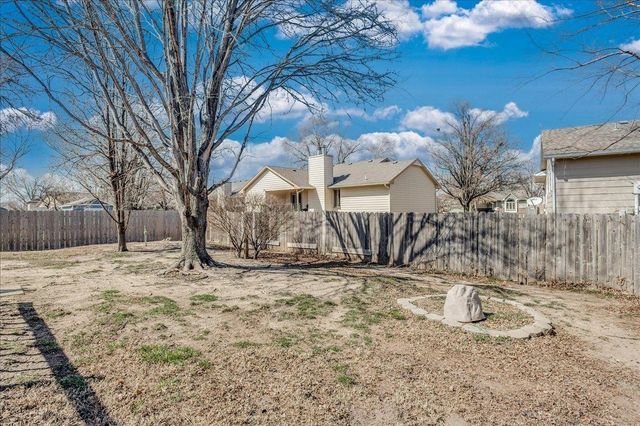 9706 W GREENSPOINT ST., Wichita, KS 67205