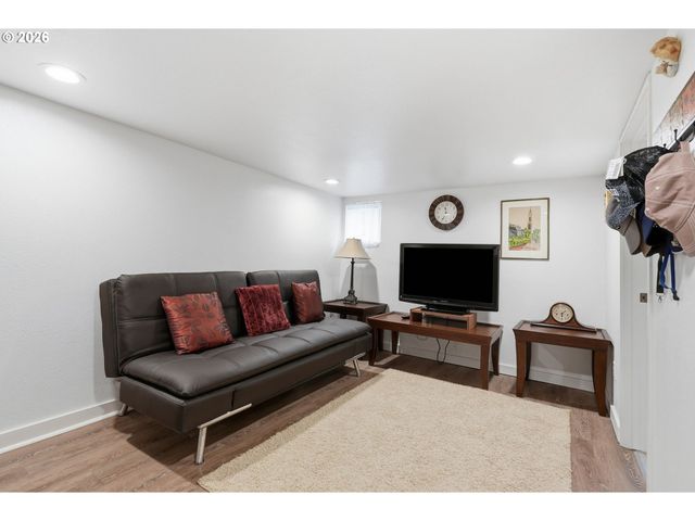 3246 Ne 59TH Ave, Portland, OR 97213