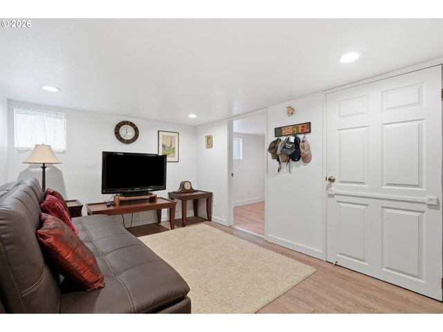 3246 Ne 59TH Ave, Portland, OR 97213