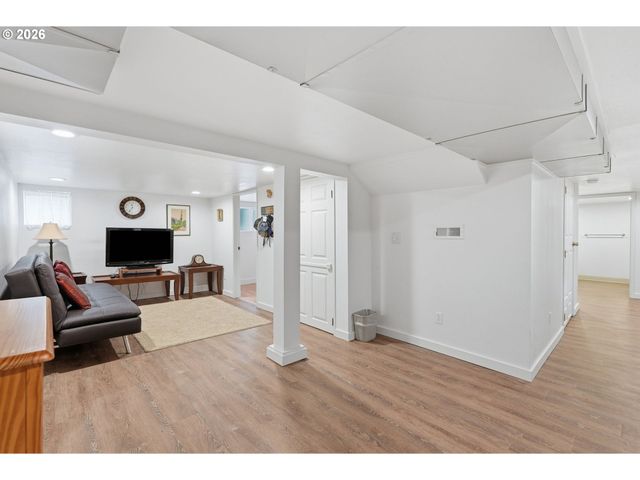 3246 Ne 59TH Ave, Portland, OR 97213