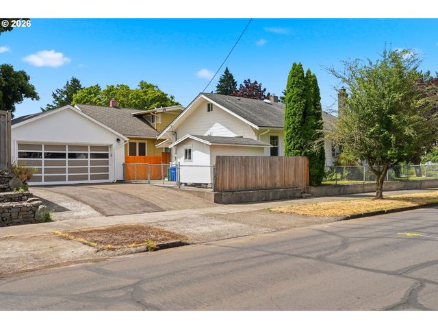 3246 Ne 59TH Ave, Portland, OR 97213