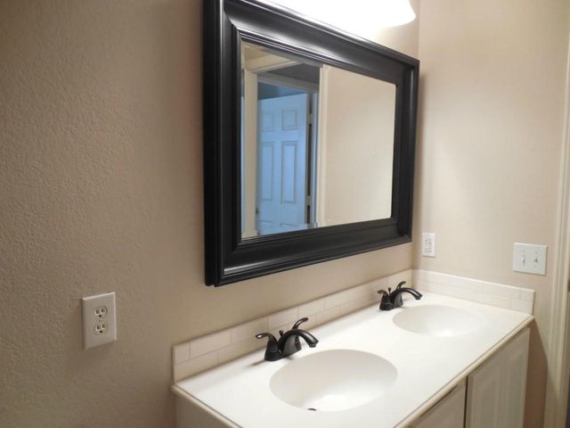 2709 Dunbar Drive, Mckinney, TX 75072