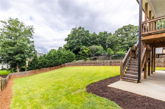 4014 Pineridge Road SE, Smyrna, GA 30080