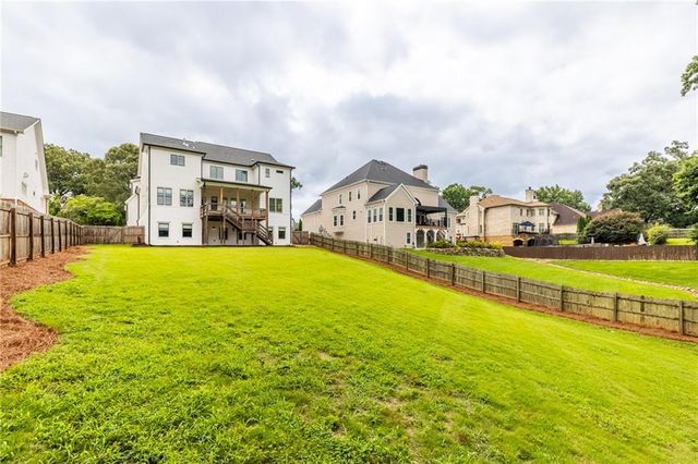 4014 Pineridge Road SE, Smyrna, GA 30080