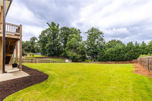 4014 Pineridge Road SE, Smyrna, GA 30080