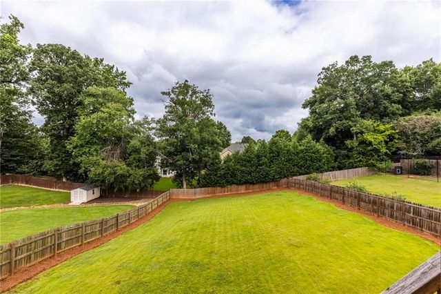 4014 Pineridge Road SE, Smyrna, GA 30080