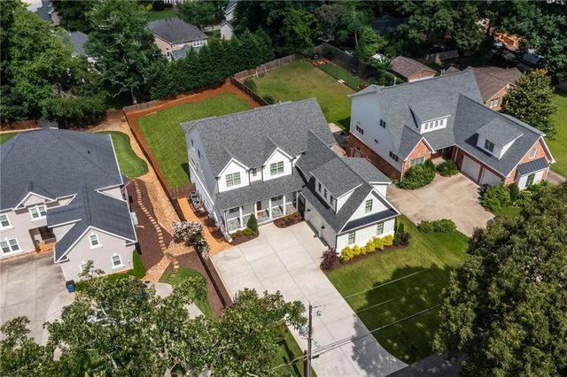 4014 Pineridge Road SE, Smyrna, GA 30080