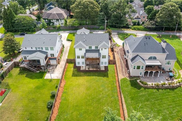 4014 Pineridge Road SE, Smyrna, GA 30080