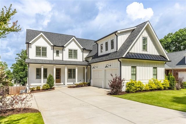 4014 Pineridge Road SE, Smyrna, GA 30080