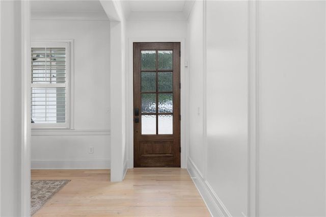 4014 Pineridge Road SE, Smyrna, GA 30080