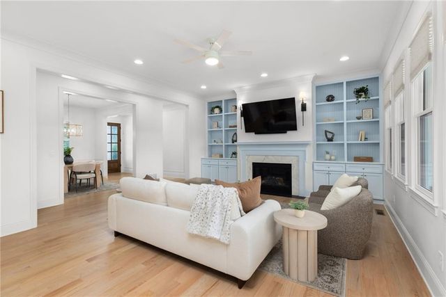 4014 Pineridge Road SE, Smyrna, GA 30080
