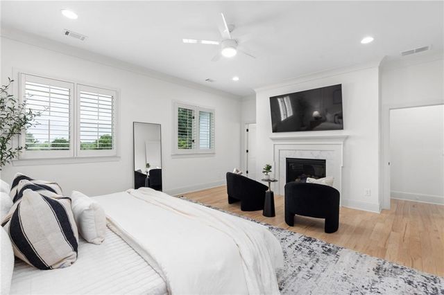 4014 Pineridge Road SE, Smyrna, GA 30080