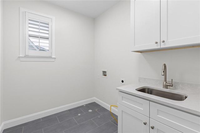 4014 Pineridge Road SE, Smyrna, GA 30080