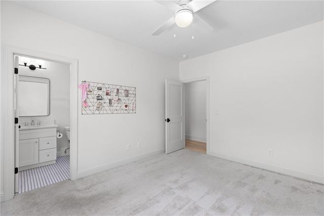 4014 Pineridge Road SE, Smyrna, GA 30080