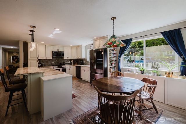 7530 Navajo Trail NE, Bremerton, WA 98311