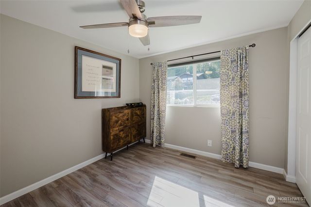 7530 Navajo Trail NE, Bremerton, WA 98311