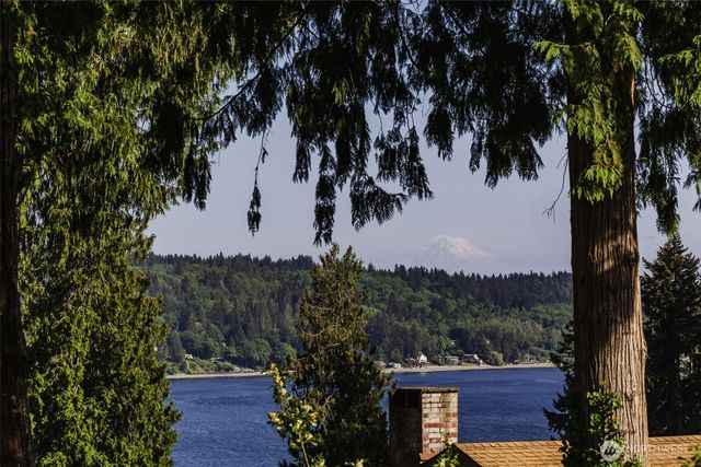 7530 Navajo Trail NE, Bremerton, WA 98311