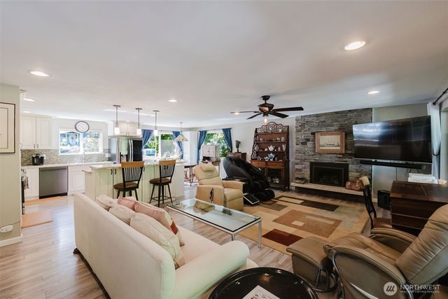7530 Navajo Trail NE, Bremerton, WA 98311