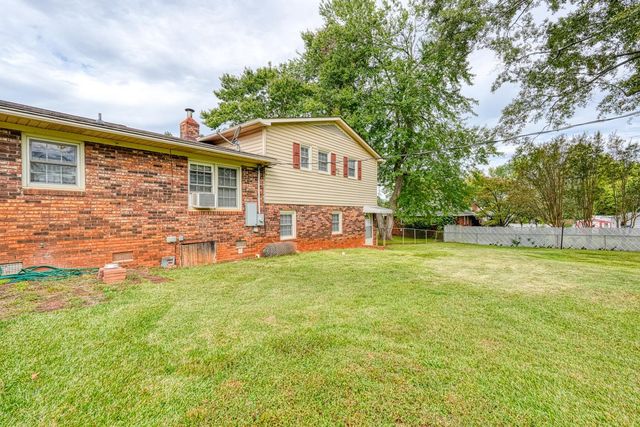 273 Crawford Circle, Spartanburg, SC 29301