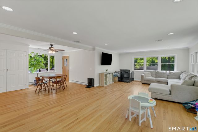 25 Obtuse Hill Road, Brookfield, CT 06804