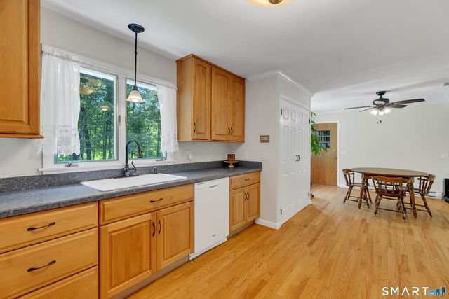 25 Obtuse Hill Road, Brookfield, CT 06804