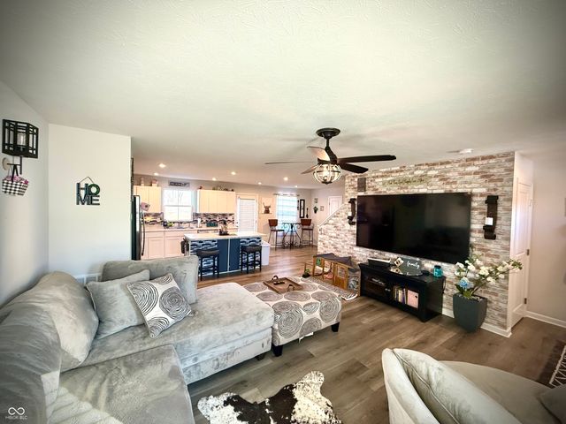 2487 Black Rock Circle, Lebanon, IN 46052