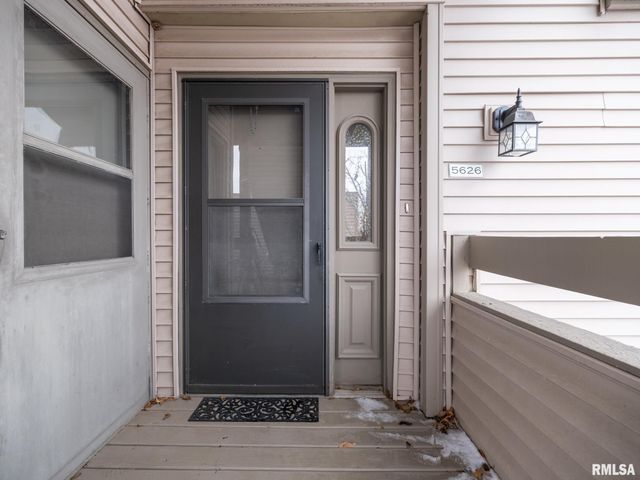 5626 N WITHERSHIN Point, Peoria, IL 61615