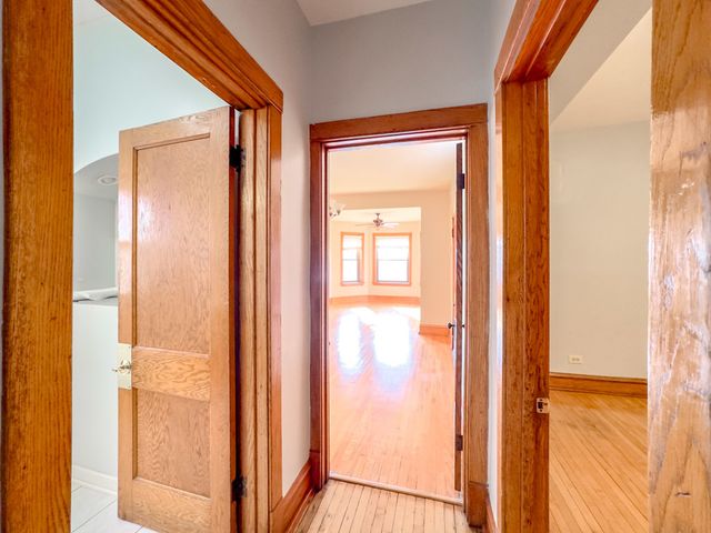 4322 W Kamerling Avenue 2, Chicago, IL 60651