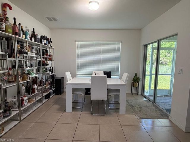 3440 27 th AVE NE, Naples, FL 34120
