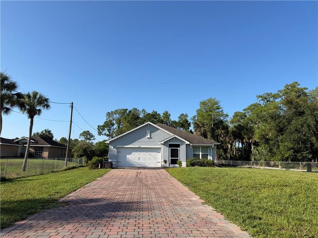 3440 27 th AVE NE, Naples, FL 34120