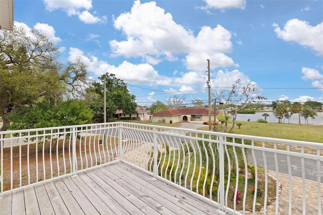 743 BAYSHORE DRIVE, Tarpon Springs, FL 34689