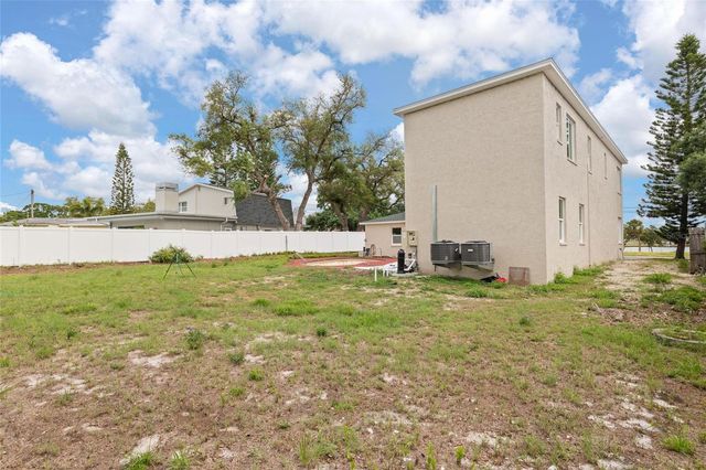 743 BAYSHORE DRIVE, Tarpon Springs, FL 34689
