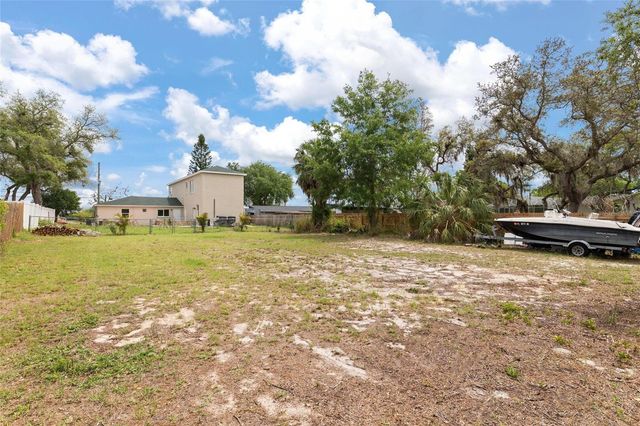 743 BAYSHORE DRIVE, Tarpon Springs, FL 34689