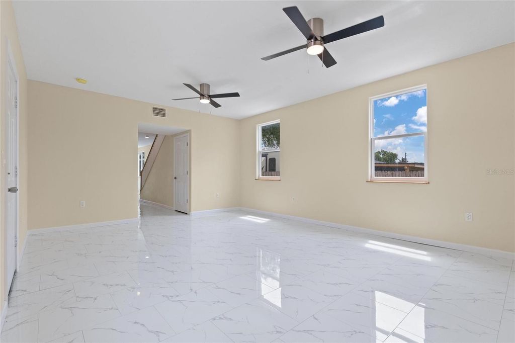 Image 18 of property listing at 743 BAYSHORE DRIVE, Tarpon Springs, FL 34689