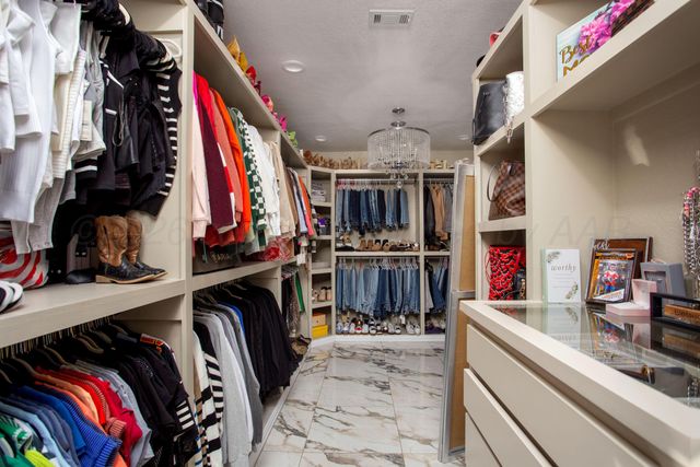 309 Bois D'Arc, Borger, TX 79007