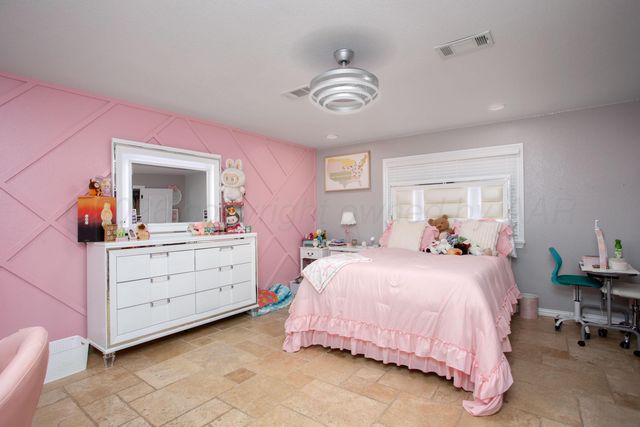 309 Bois D'Arc, Borger, TX 79007