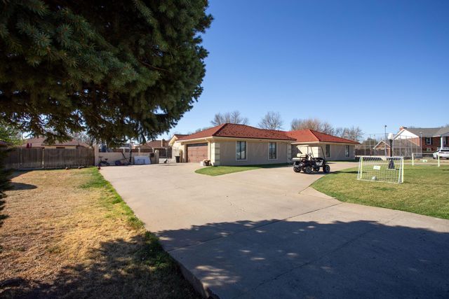 309 Bois D'Arc, Borger, TX 79007