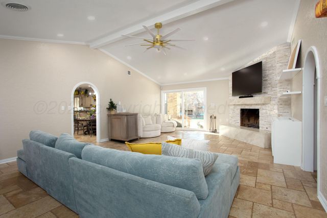 309 Bois D'Arc, Borger, TX 79007