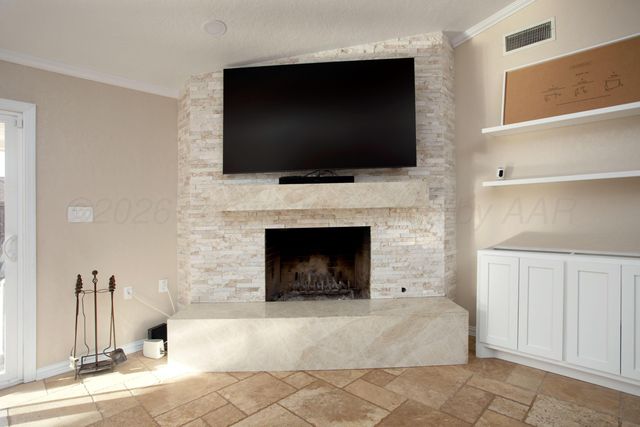 309 Bois D'Arc, Borger, TX 79007